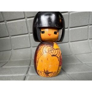 Vintage Japanese Kokeshi Doll‎ 4.5" Hand-Painted Wooden Girl Figurine  Bob Hair